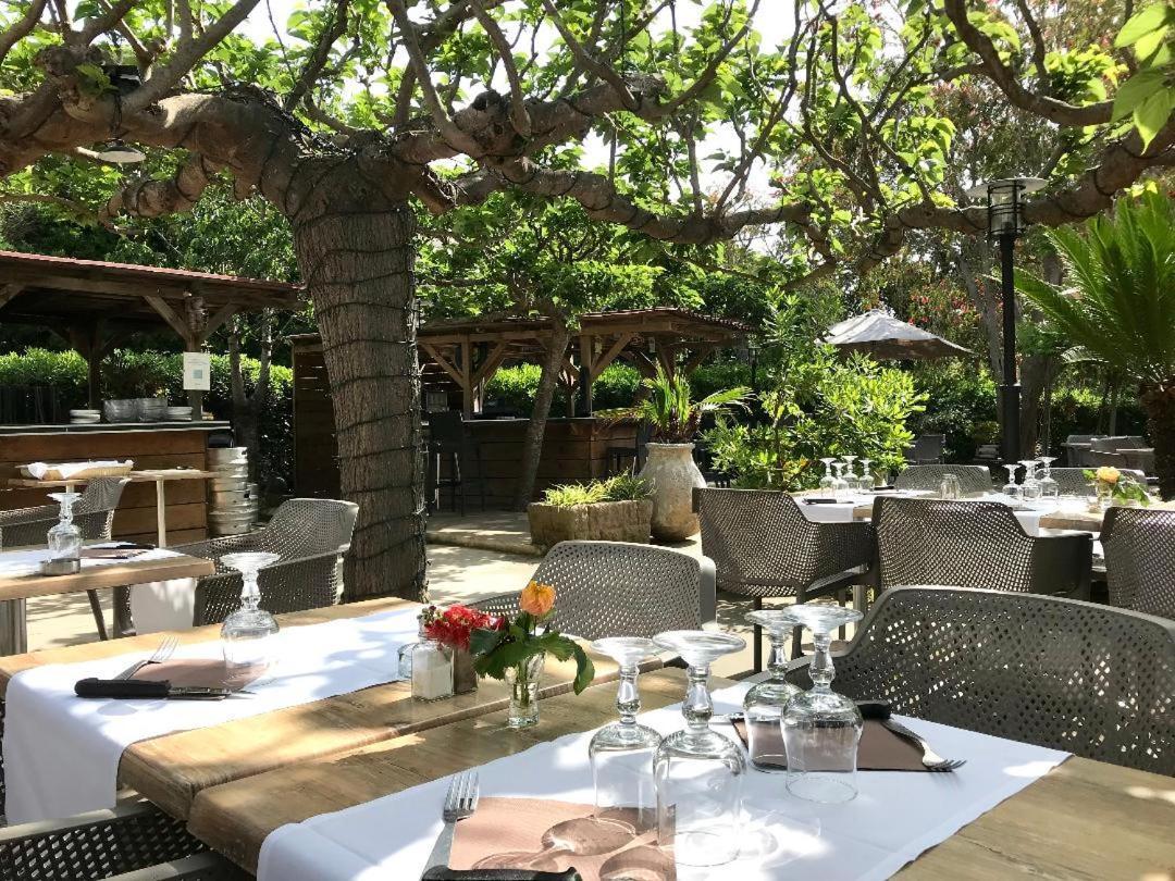 Hotel Restaurant Les Chasseurs Marine de Pietracorbara المظهر الخارجي الصورة