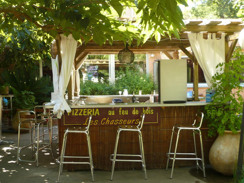 Hotel Restaurant Les Chasseurs Marine de Pietracorbara المظهر الخارجي الصورة